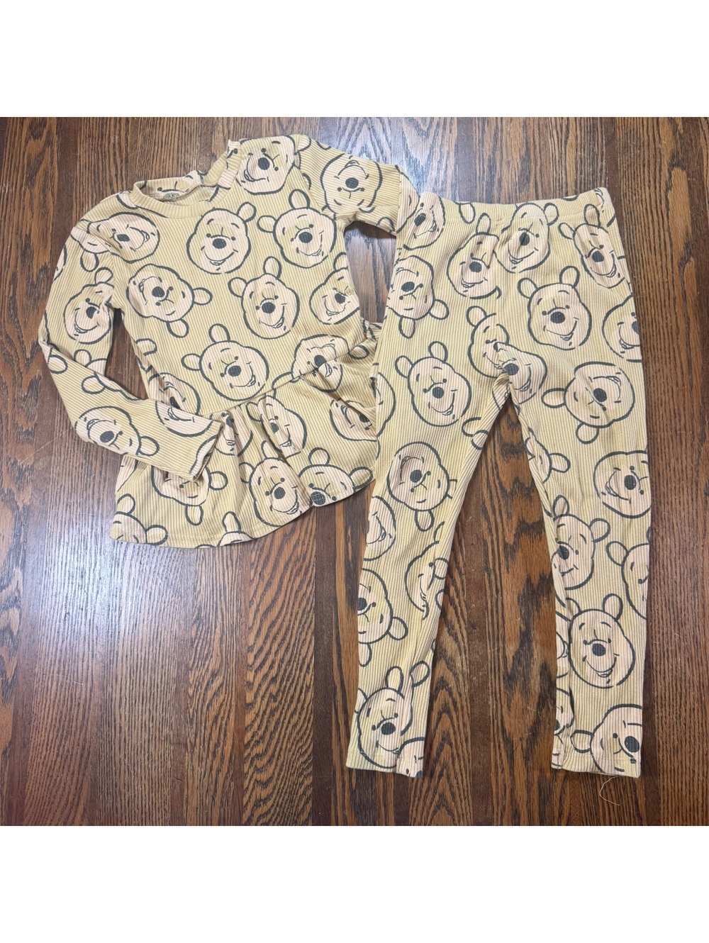 Disney Winnie the Pooh Ribbed Peplum Long Sleeve Top & Leggings Pants Set Sz 5T
